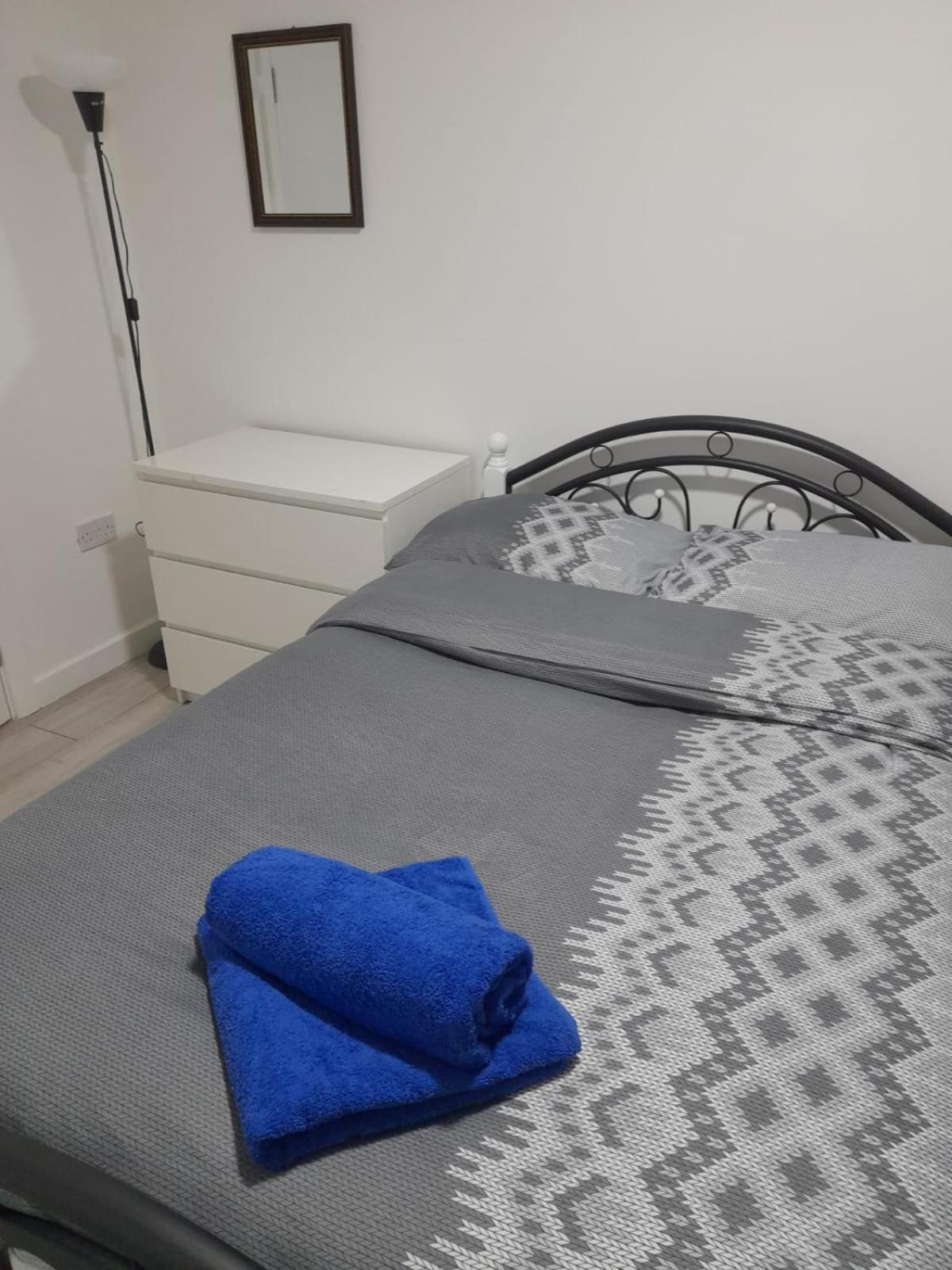 Baraka House Royal Victoria Apartman London Kültér fotó